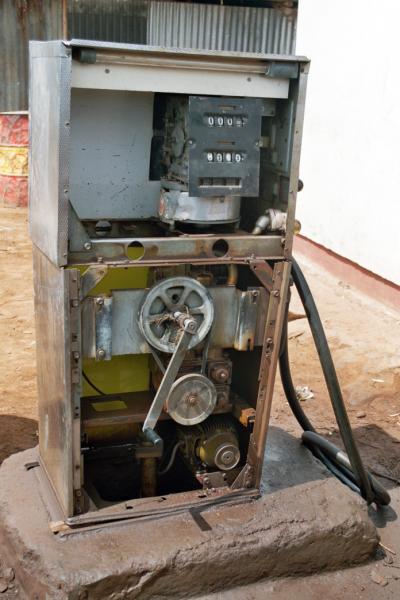 R73