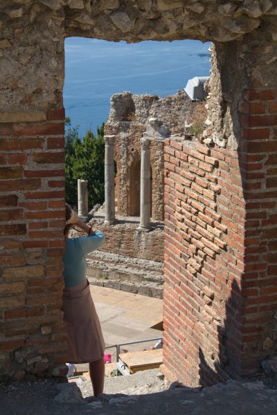 R17