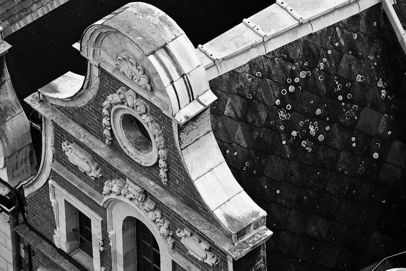 R24