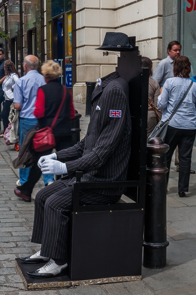 R252