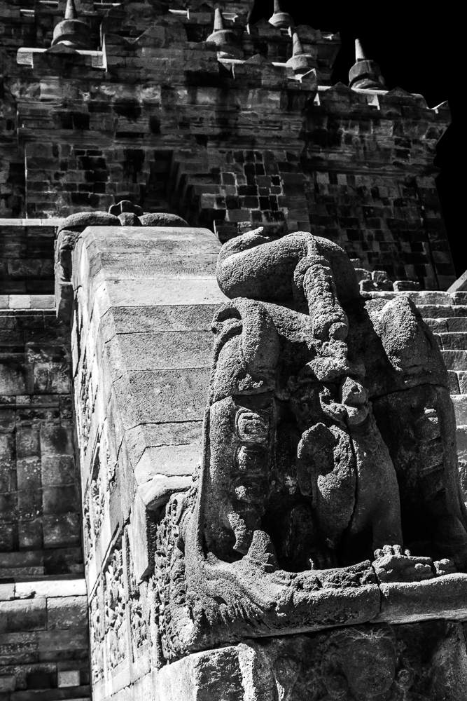 R220