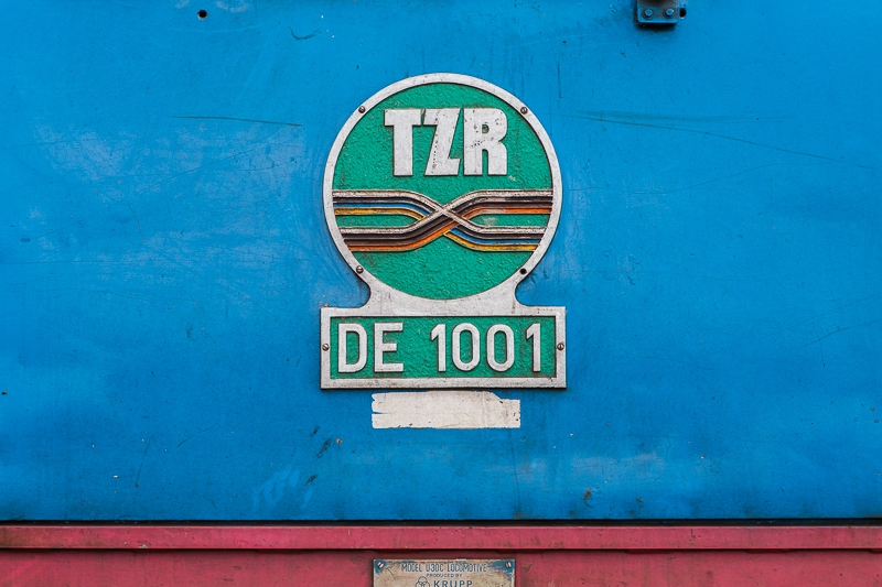 R28