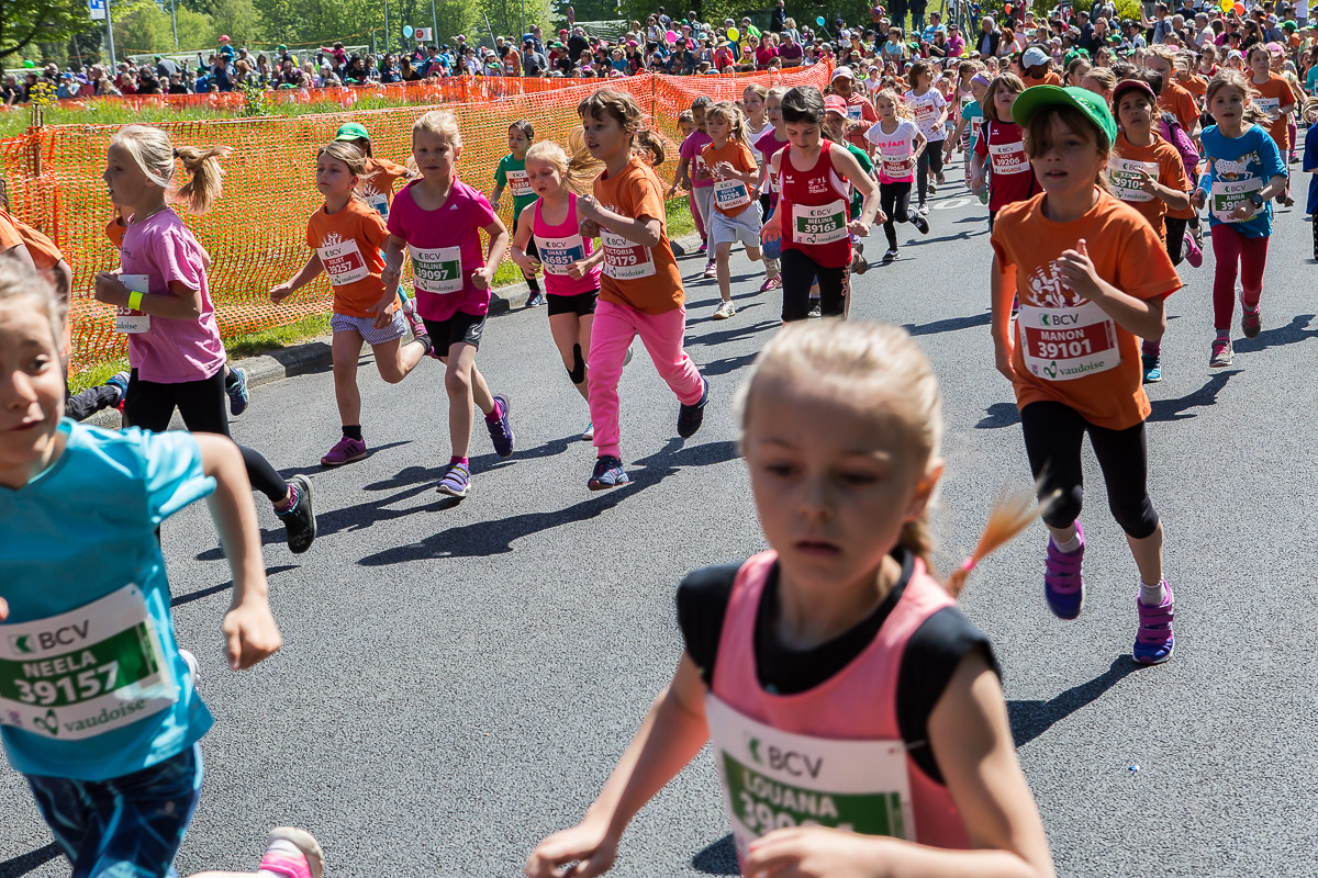 025