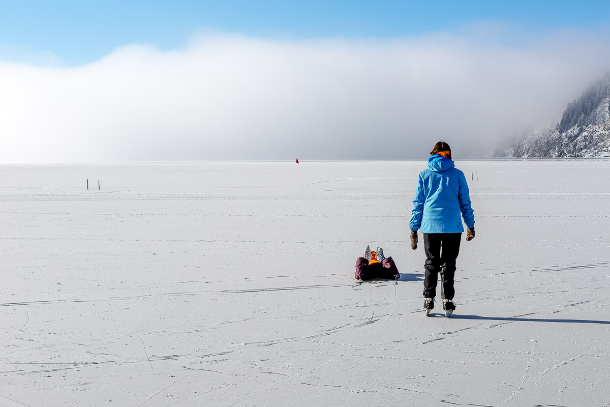 067