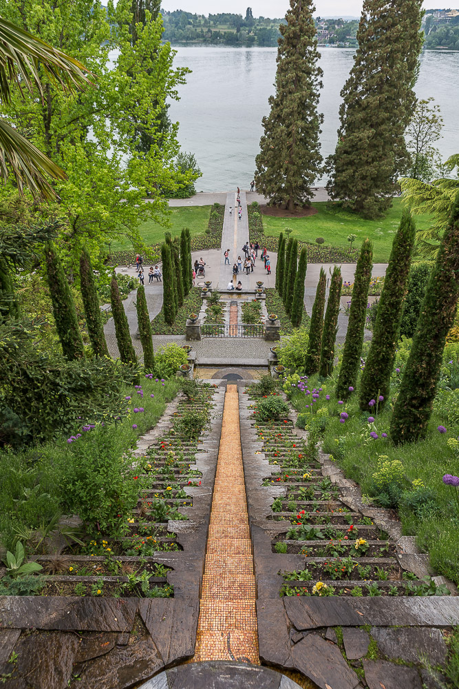 270