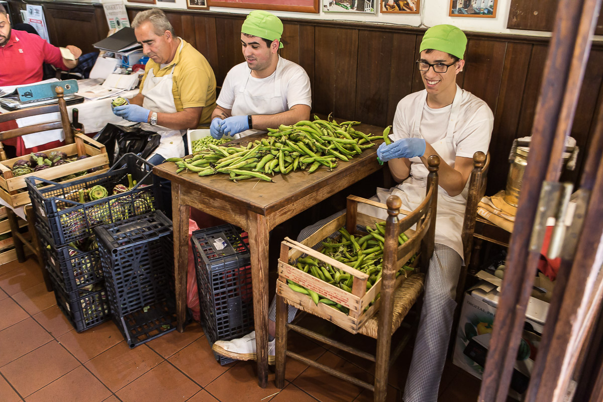 087