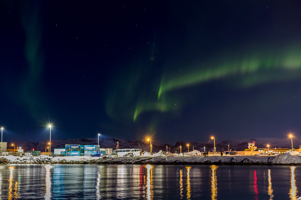 081